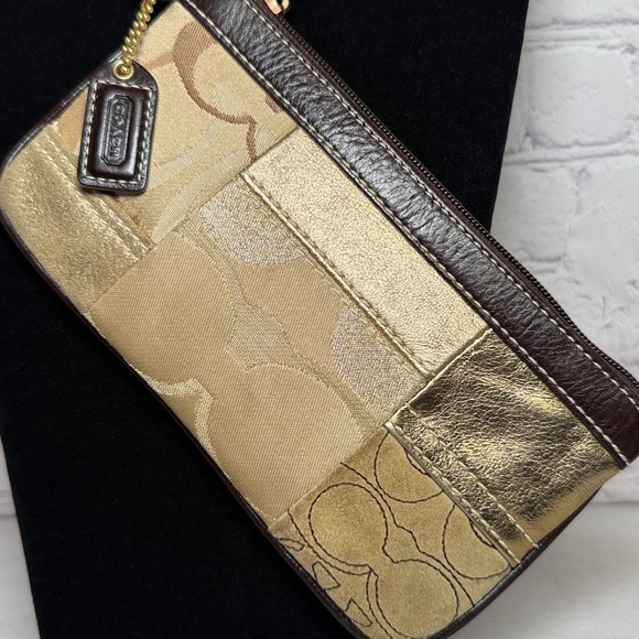 Vintage Y2K Coach Patchwork Wristlet Metallic Brown Suede Brass Hardware Clean - Picture 3 of 13